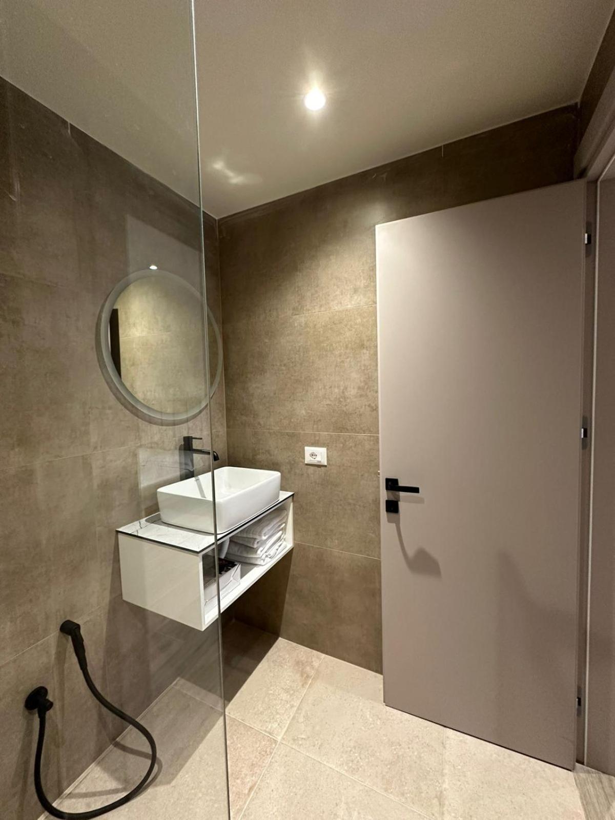 Oni Rooms Saranda المظهر الخارجي الصورة